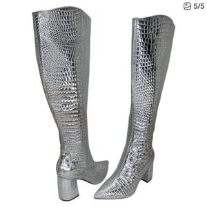 Silver Snakeskin Pattern Women's Boots stylish go with everything size 6